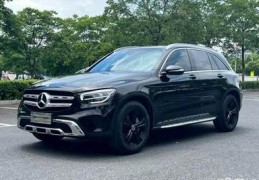 glc260奔驰价格及图片,glc260奔驰价格及图片2023款